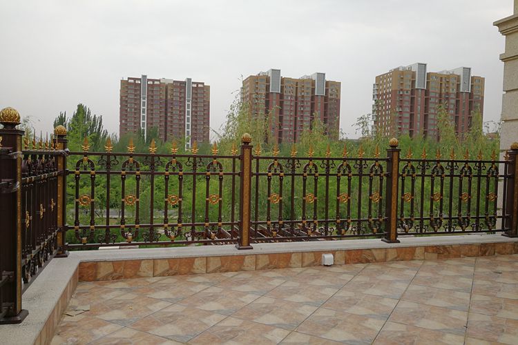 青宾五号院别墅护栏(图1)