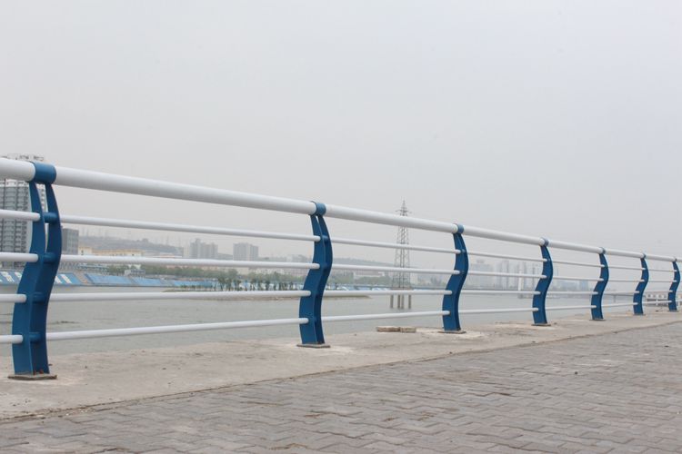 乌海市河道护栏(图2)
